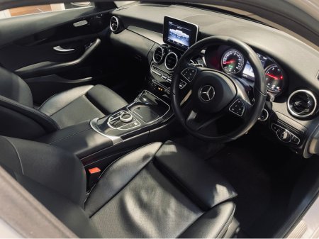 2018 Mercedes-Benz C Class - thumbnail 9