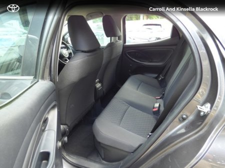 2021 Toyota Yaris Hybrid Luna €20,950 thumbnail