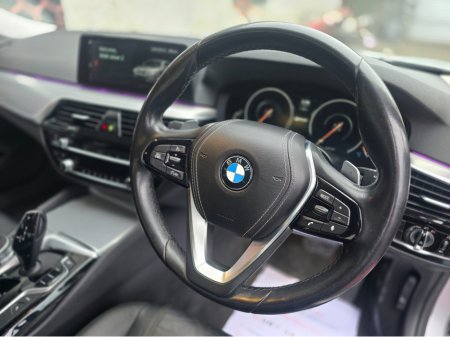 2019 BMW 5 Series - thumbnail 21