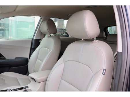 2020 Kia Niro - thumbnail 12