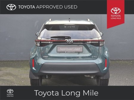 2025 Toyota Yaris Cross 1.5 Hybrid Luna Sport 5Dr €33,449 thumbnail