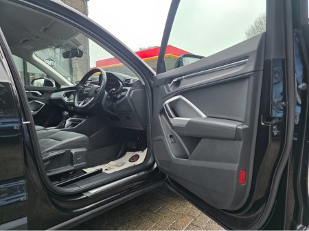 2021 Audi Q3 35 TDI 150 S-T SE AUTO. HUGE SPEC. FINANCE ARRANGED. SIMI. AA APPROVED. €24,950 thumbnail