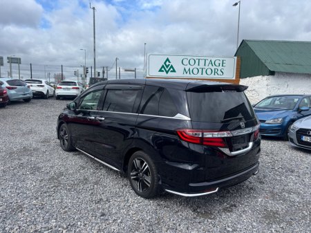 2016 Honda Odyssey - thumbnail 3