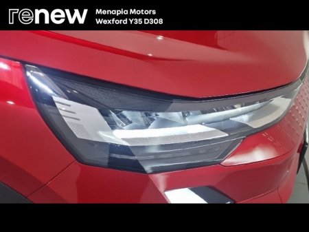 2026 Renault Captur TCe 115 Evolution €32,990 thumbnail