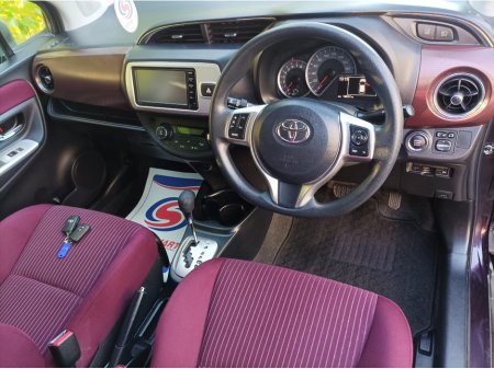 2015 Toyota Yaris 1.3 AUTOMATIC HIGH SPEC CAR CLIMATE CONTROL AIR CON LARGE TOUCH SCREEN MULTIMEDIA RADIO HD REVERSE CAMERA MULTI FUNCTION STEERING WHEEL PROXIMITY KEY SERVICE HISTORY (6 STAMPS) 4 NEW TYRES 2 YEARS NCT €12,995