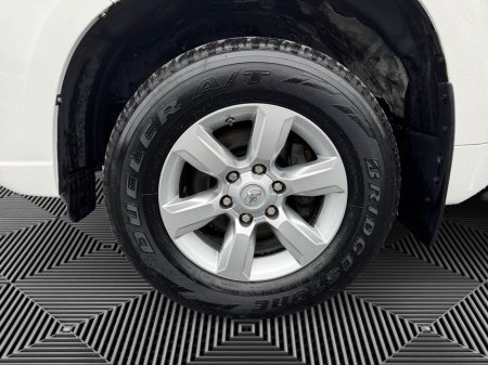 2017 Toyota Landcruiser - thumbnail 15