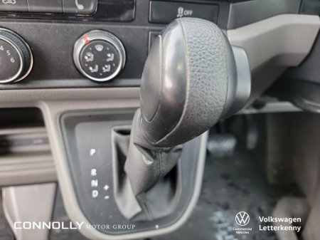 2024 Volkswagen Crafter CRAFTER CRAFTER 35 MWB 140BHP A thumbnail