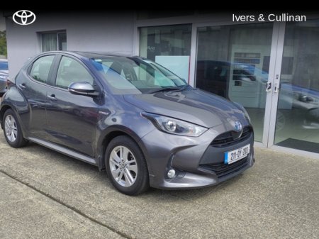 2021 Toyota Yaris Yaris Hybrid Luna €19,800