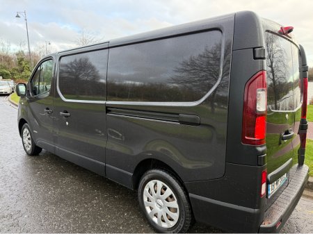 2018 Nissan NV300 LWB 125 SV 4DR €9,960 thumbnail