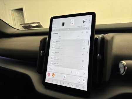 2024 Volvo EX30 - thumbnail 16