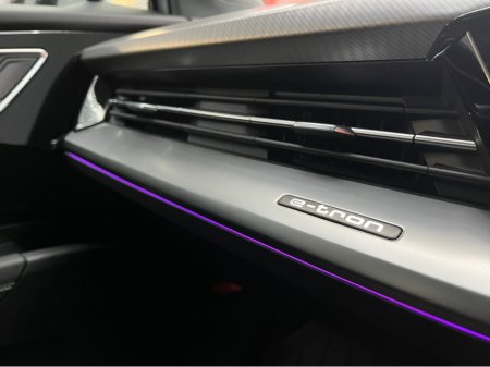 2023 Audi Q4 e-tron - thumbnail 18