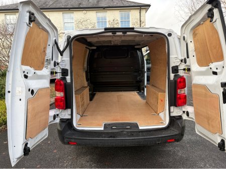 2022 Vauxhall Vivaro F2900 DYNAMICS S/S/ L2 H1 LONG WHEEL BASE VAN €12,750 thumbnail