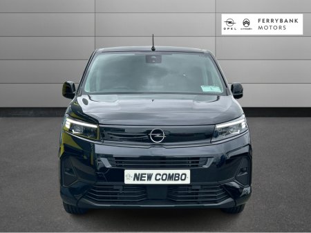 2026 Opel Combo Sportive €24,182 thumbnail