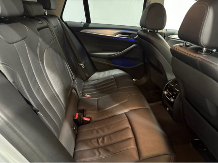 2019 BMW 5 Series D G31 SE XDRIVE 5DR AUTO €21,950 thumbnail