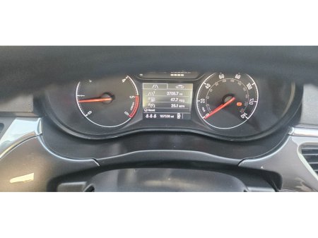 2015 Vauxhall Corsa - thumbnail 28