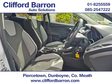 2012 Ford Focus - thumbnail 9