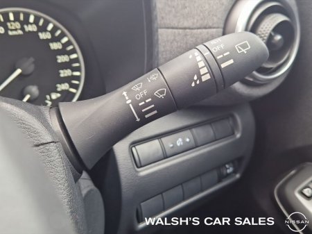 2025 Nissan Juke - thumbnail 32