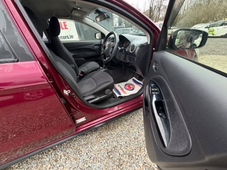 2016 Mitsubishi Mirage - thumbnail 10