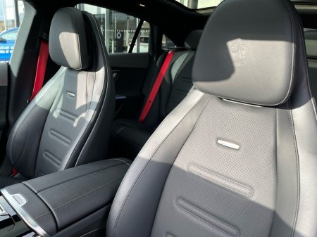 2022 Mercedes-Benz AMG AMG EQE 43 4MATIC Premium Plus €59,950 thumbnail