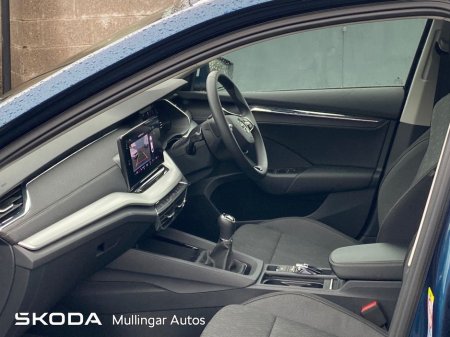 2024 Skoda Octavia - view 4