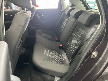 2015 Volkswagen Polo - thumbnail 11