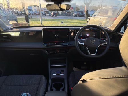 2025 Volkswagen Tiguan TIGUAN LIFE 1.5 PHEV DSG 204HP €49,859 thumbnail