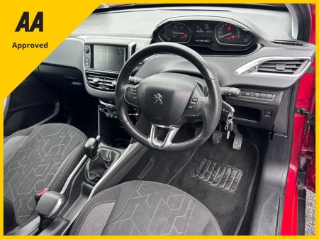 2018 Peugeot 2008 2018 PEUGEOT 2008 1.2 PETROL PURETEC €8,950 thumbnail