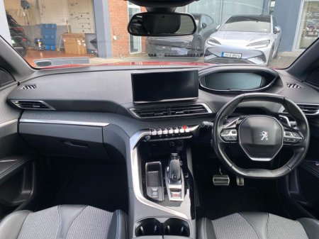 2023 Peugeot 3008 - thumbnail 15