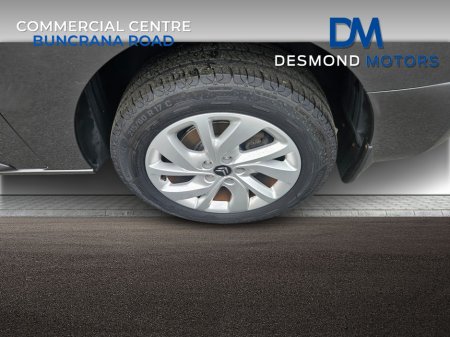 2021 Citroen Dispatch 1200 DRIVER BLUEHDI SS A €18,990 thumbnail