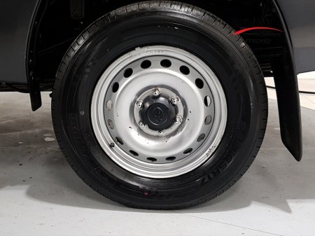 2022 Toyota Hilux 2.4 DLX SINGLE CAB 2DR €31,990 thumbnail