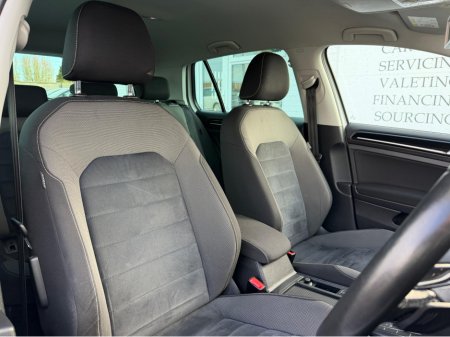 2016 Volkswagen Golf - thumbnail 15