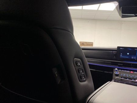 2025 Hyundai Santa Fe - thumbnail 14