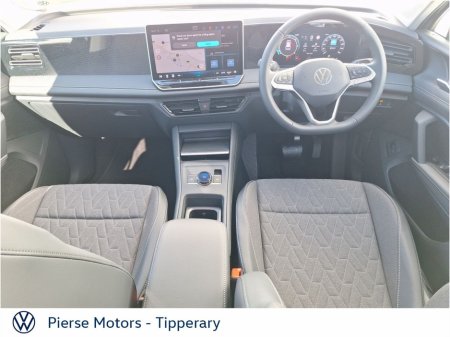 2026 Volkswagen Tiguan - thumbnail 4