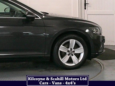 2020 Volkswagen Passat - thumbnail 32