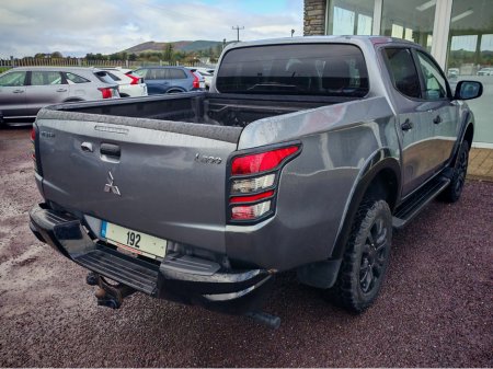 2019 Mitsubishi L200 auto €21,700 thumbnail