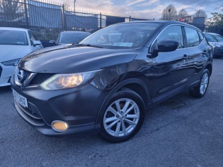 2015 Nissan Qashqai - view 3