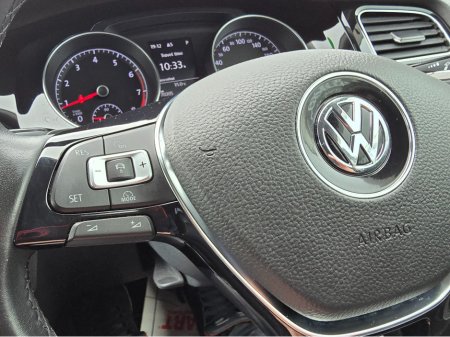 2016 Volkswagen Golf ( 162 REG ) 1.4 HIGHLINE EDITION ALCANTARA SEATS PRIVACY GLASS REVERSING CAMERA - SIMI DEALER - LOW ROAD TAX BAND €16,450 thumbnail