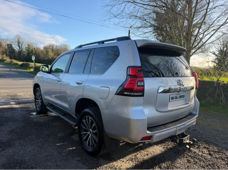2019 Toyota Landcruiser - photo 2