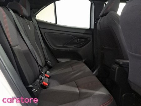 2024 Toyota Yaris Cross YARIS Cross GR SPORT 4DR AUTO €32,880 thumbnail