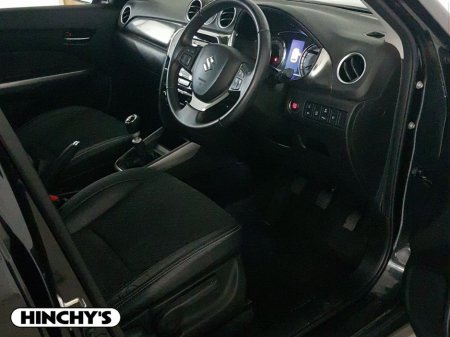 2023 Suzuki Vitara 1.4 Hybrid SZ5 MT €25,400 thumbnail