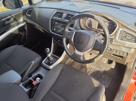 2021 Suzuki SX4 S-Cross SZ-T BOOSTERJET thumbnail