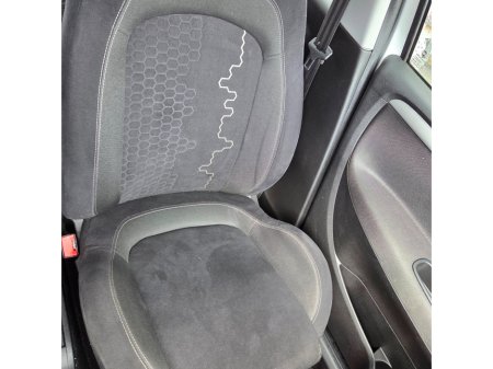 2014 Fiat Punto  €6,999 thumbnail