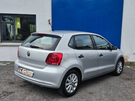 2012 Volkswagen Polo - thumbnail 3
