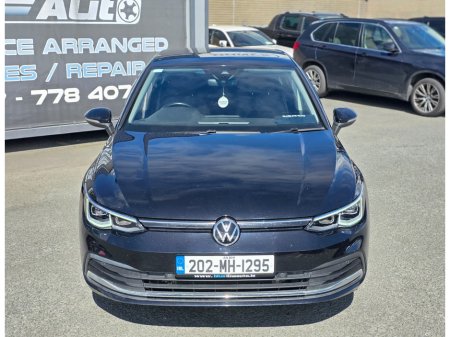 2020 Volkswagen Golf - photo 2