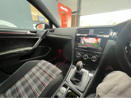 2018 Volkswagen Golf - thumbnail 16