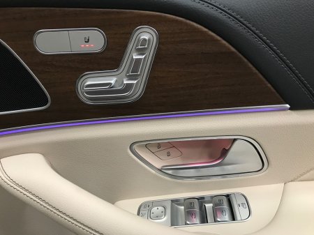 2024 Mercedes-Benz GLE Class GLE350 DE 4Matic AMG Exterior Line €104,900 thumbnail