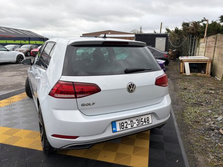 2018 Volkswagen Golf - thumbnail 2