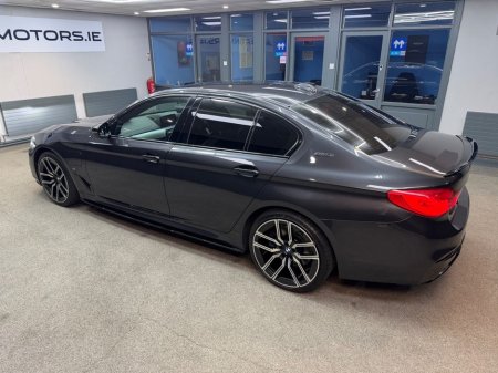 2019 BMW 5 Series - thumbnail 19