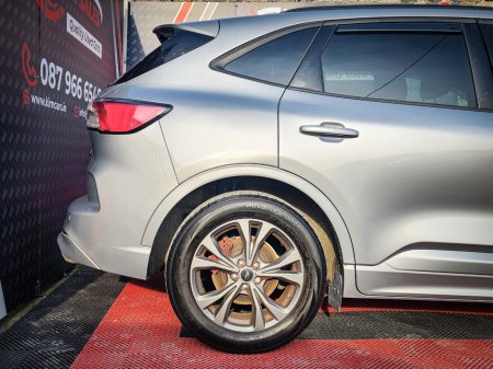 2022 Ford Kuga - thumbnail 10