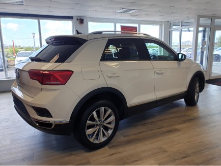 2021 Volkswagen T-Roc - photo 3